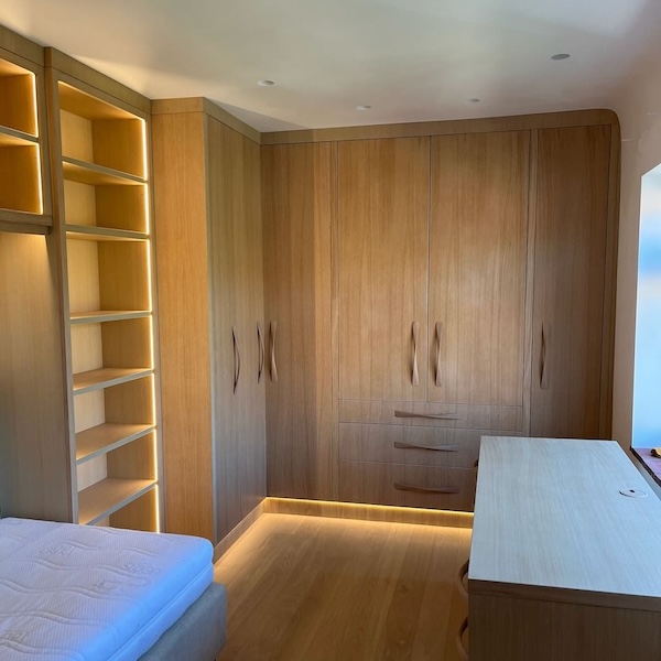 Bespokely made Fitted wardrobes worthing, west sussex, east sussex, surrey, guildford, london, brighton, hove, horsham