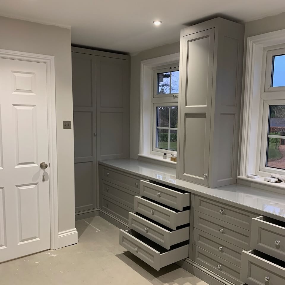 Custom fitted Built in wardrobes worthing, west sussex, east sussex, surrey, guildford, london, brighton, hove, horsham