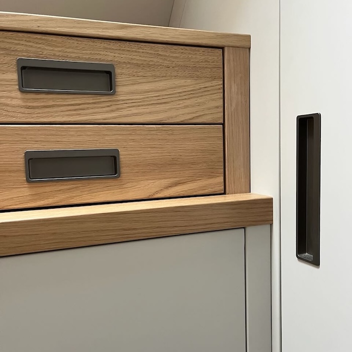 Custom furniture Fitted wardrobes worthing, west sussex, east sussex, surrey, guildford, london, brighton, hove, horsham