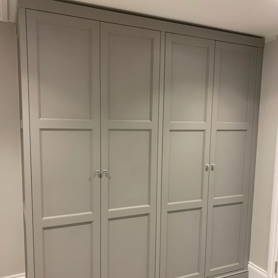 Hand crafted Built in wardrobes worthing, west sussex, east sussex, surrey, guildford, london, brighton, hove, horsham