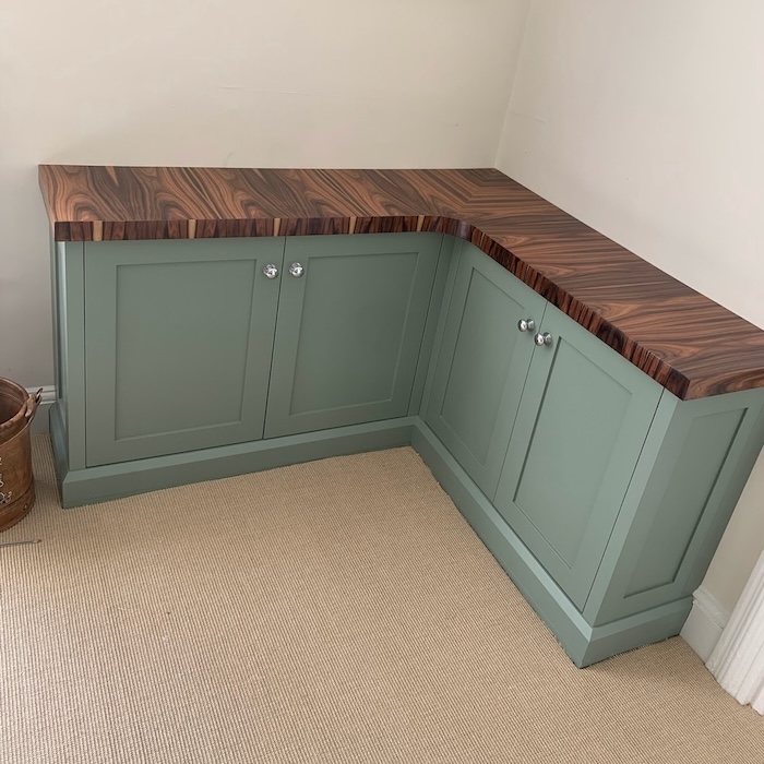 Custom Built-In Desk and Shelving in West Sussex